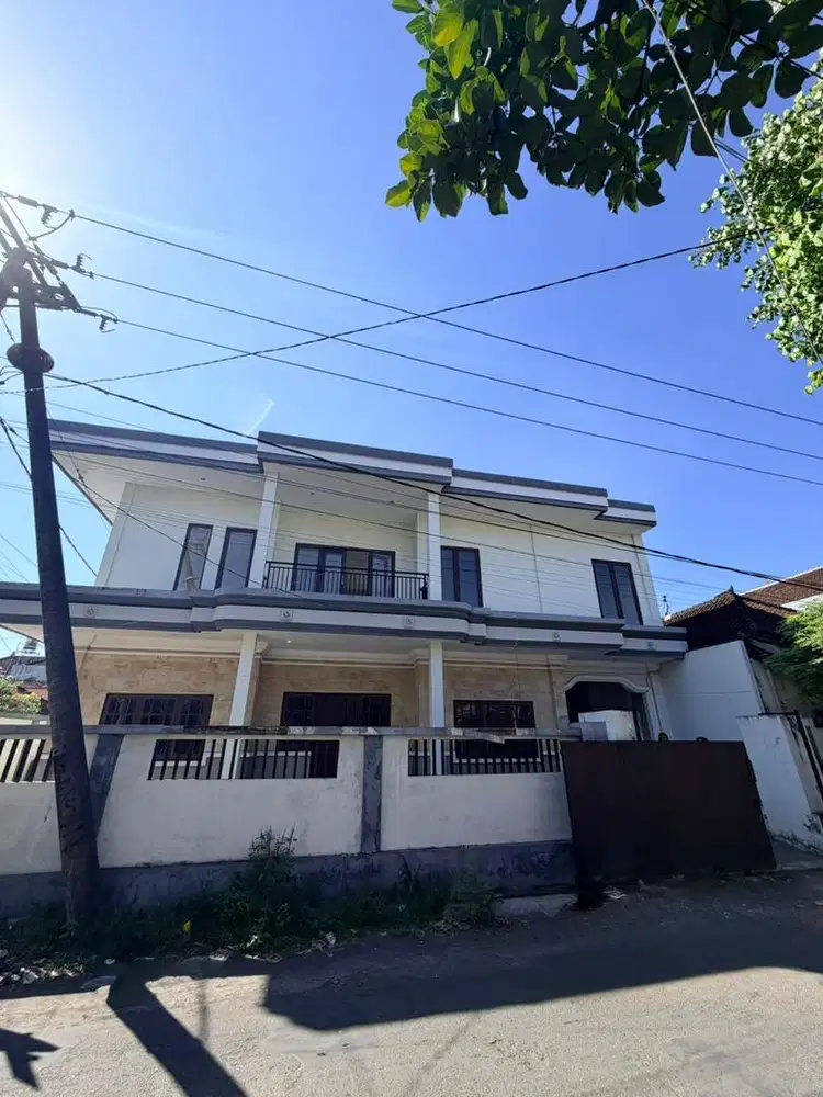 Rumah strategis lantai 2 gatsu tengah