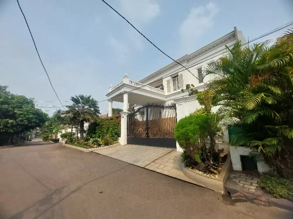 Rumah Mewah Exclusive di Permata Hijau