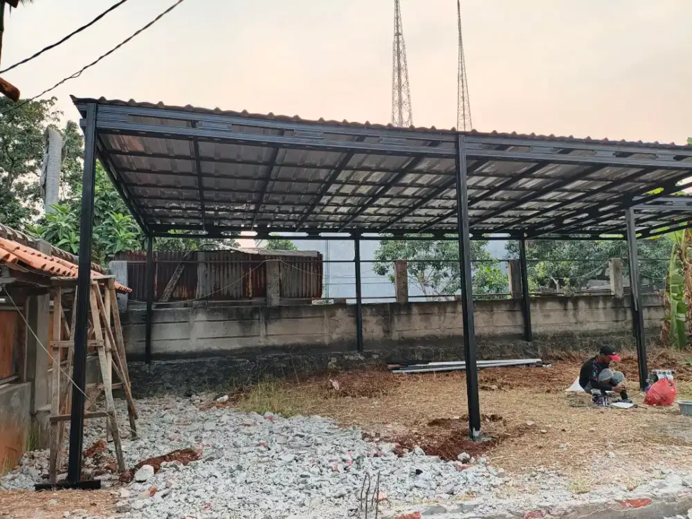 Kanopi baja ringan
