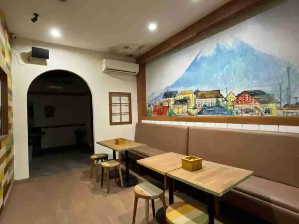 Dijual Ruko Gandeng 4 lantai di Taman Palem Lestari, Cengkareng, Jakarta Barat.