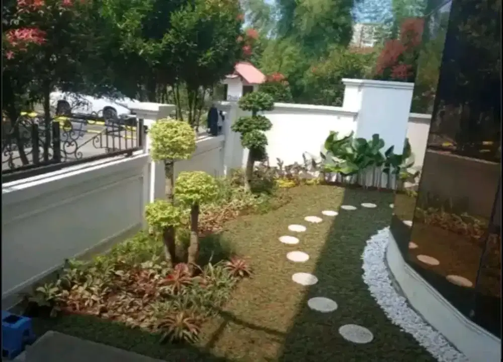 Spesialis pembuat Taman dan kolam