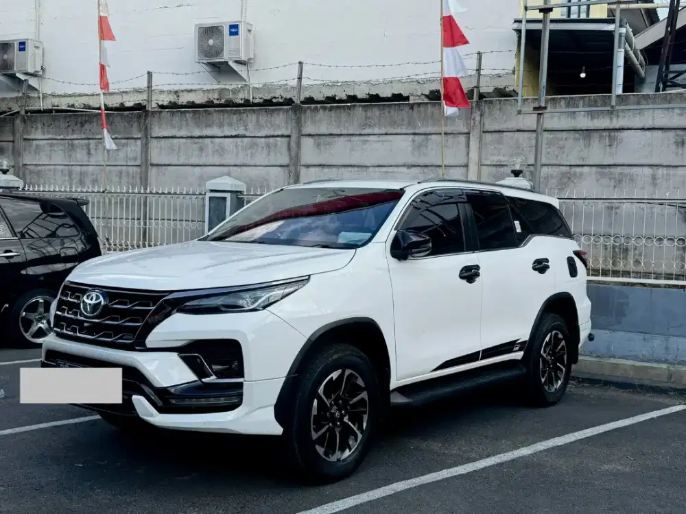 Fortuner GR Sport 2.8 VRZ 4x2 A/T