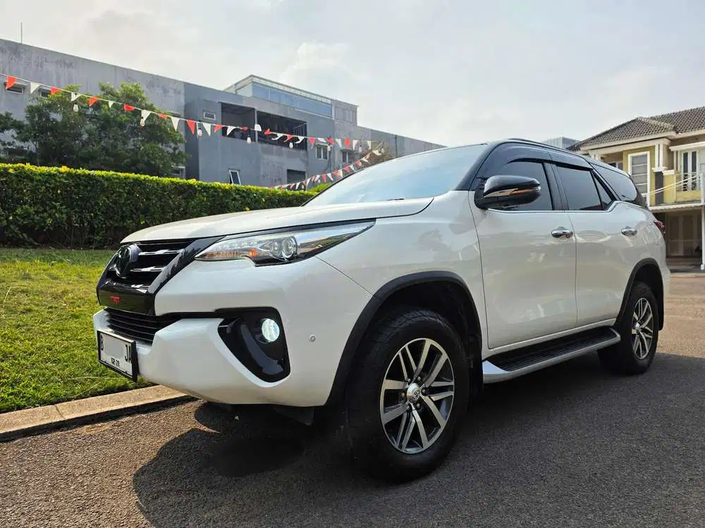 [Low Odo] Toyota Fortuner VRZ 2017 Diesel Double Disc Brake