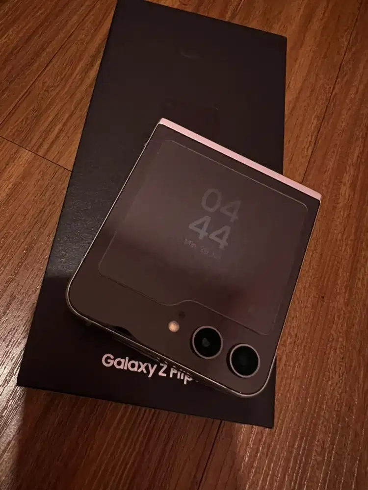 Samsung z flip 5 / 512 gb