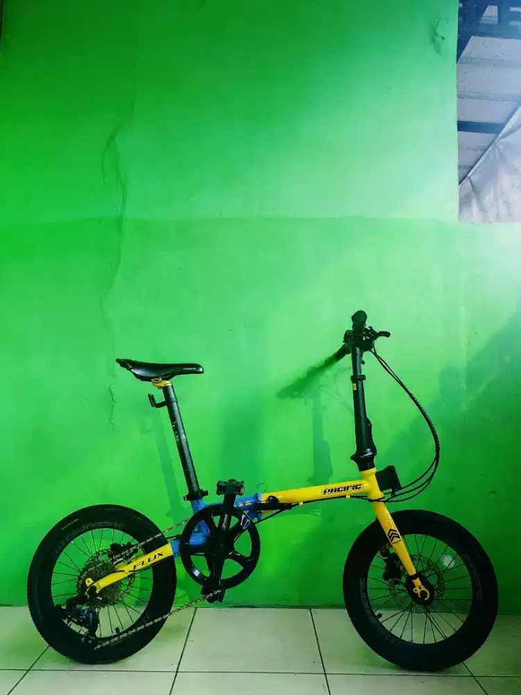 sepeda lipat Pacific flux Minions 7.0