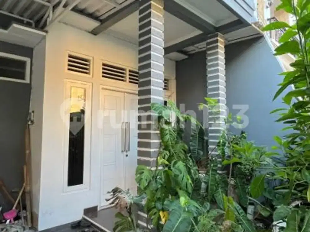 Rumah Modern Minimalis Lingkungan Nyaman Sumber Banjarsari