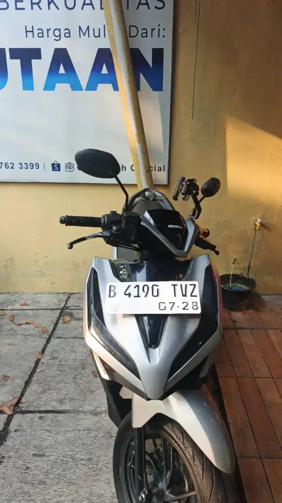 Vario 150 CBS Silver