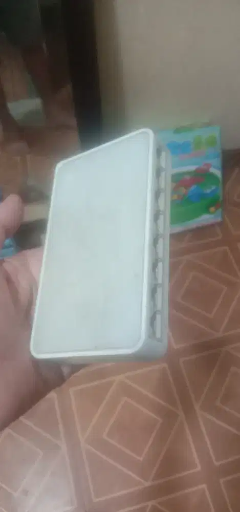 Tp link wifi router, model TL-SF1008D