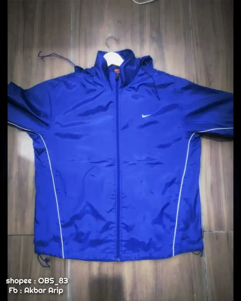 Nike Parasut Navy size L - XL