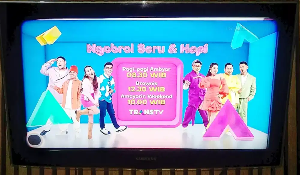 TV LED 32 INC SAMSUNG+STB DIGITAL(Minus Garis Kecil &Tompel GBR BENING
