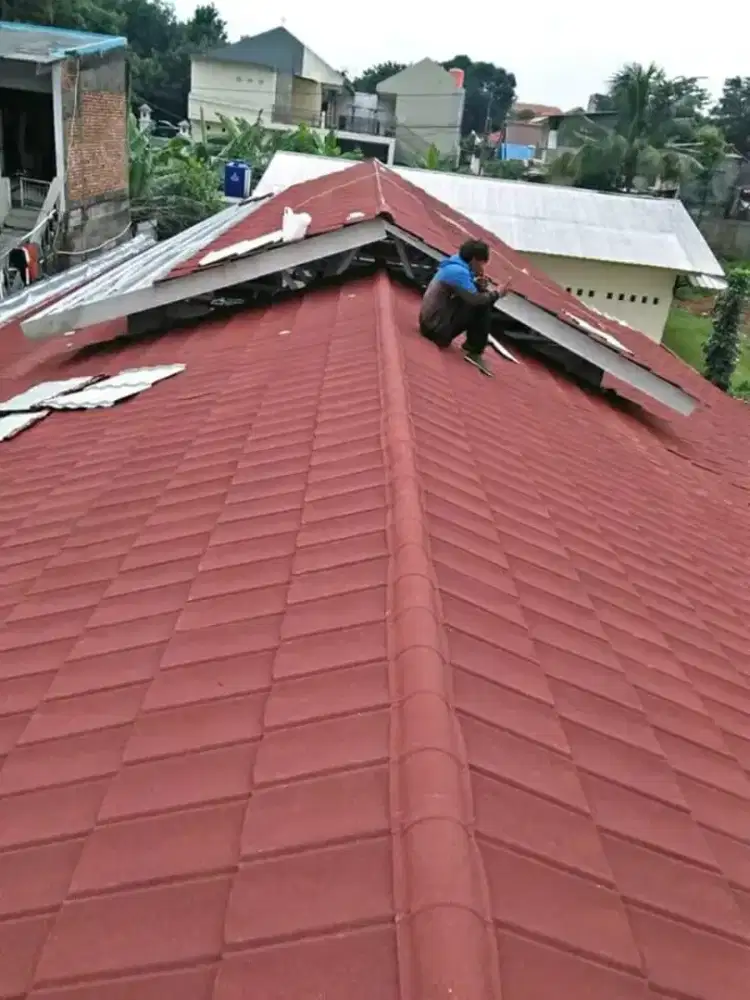 Tukang pasang baja ringan pasang plafon PVC pasang partisi ruangan dll