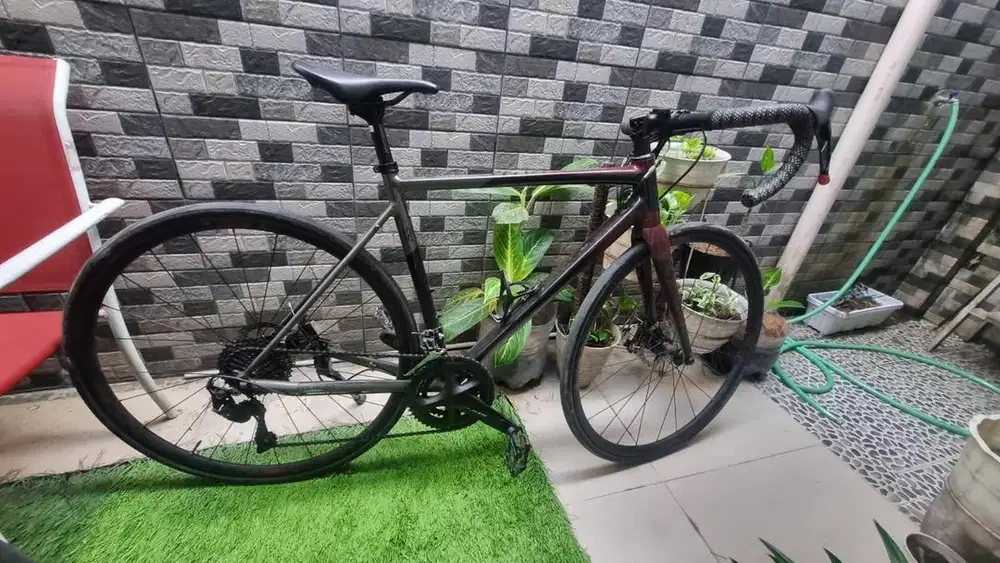 Polygon Strattos s5