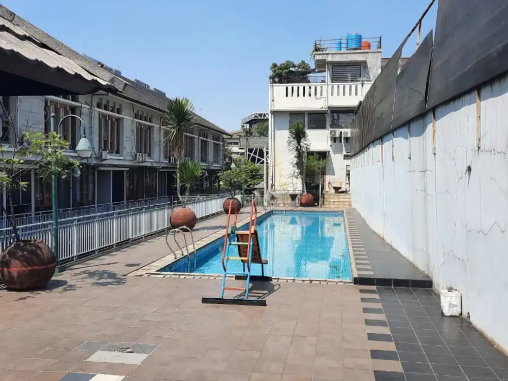 Ruko keren di Istana Pasteur Regency