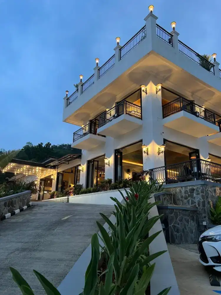 DIJUAL BANGUNAN EX RESTO DI SENTUL CITY – DEPAN AEON MALL