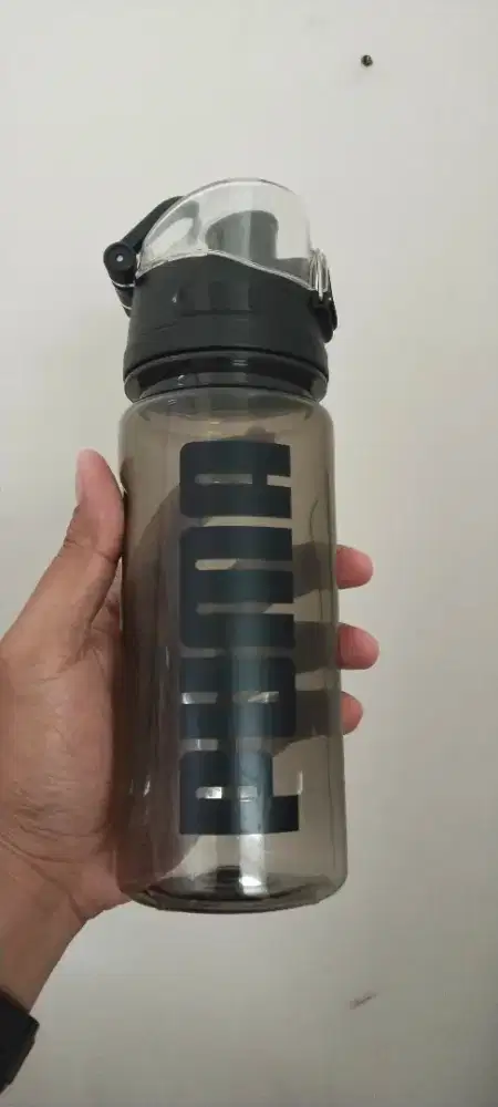 Botol minum Puma