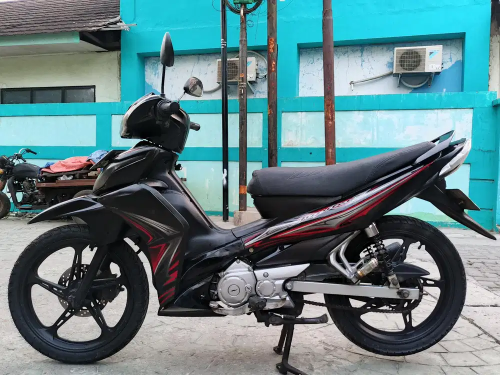 Yamaha Jupiter z 2012 stater tokcer halus mulus terawat