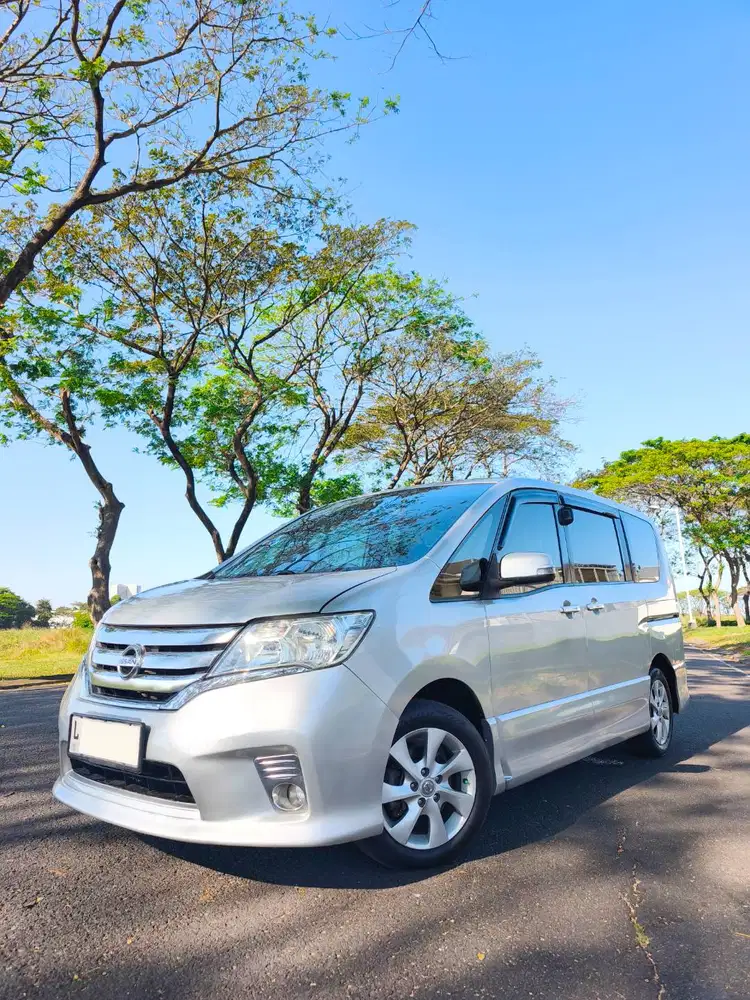 Serena HWS Matic 2013 Tipe Tertinggi Pajak Panjang Low KM Terawat