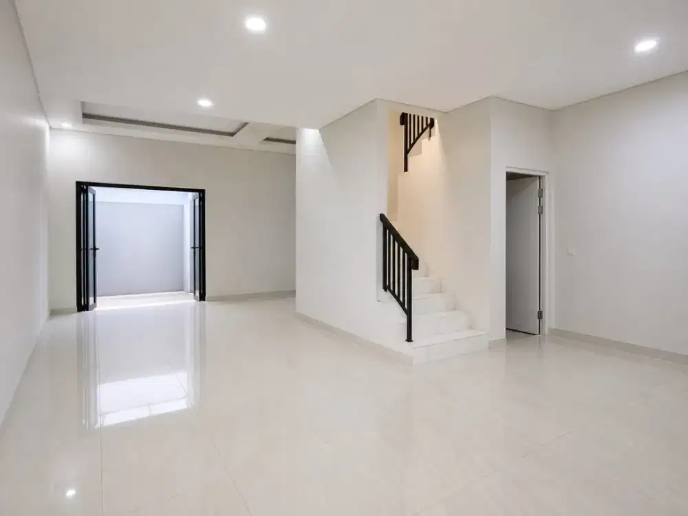 DIJUAL RUMAH CANTIK SIAP HUNI - CLUSTER SEVILLA PARK BSD