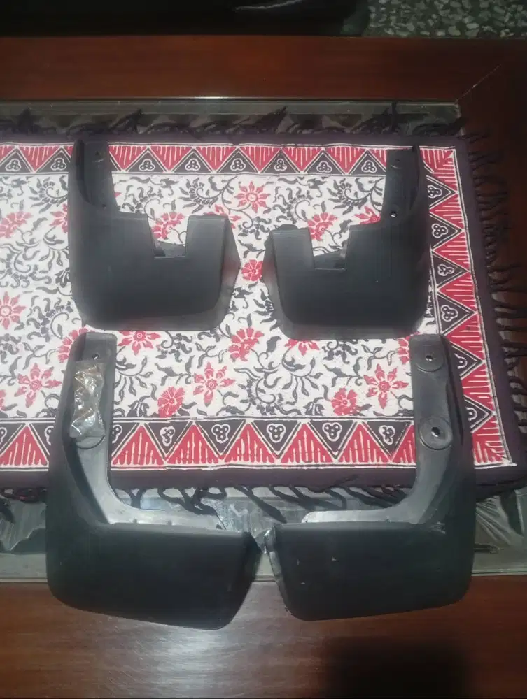 Jual rugi mud guard Toyota all New Avanza 2012-2015