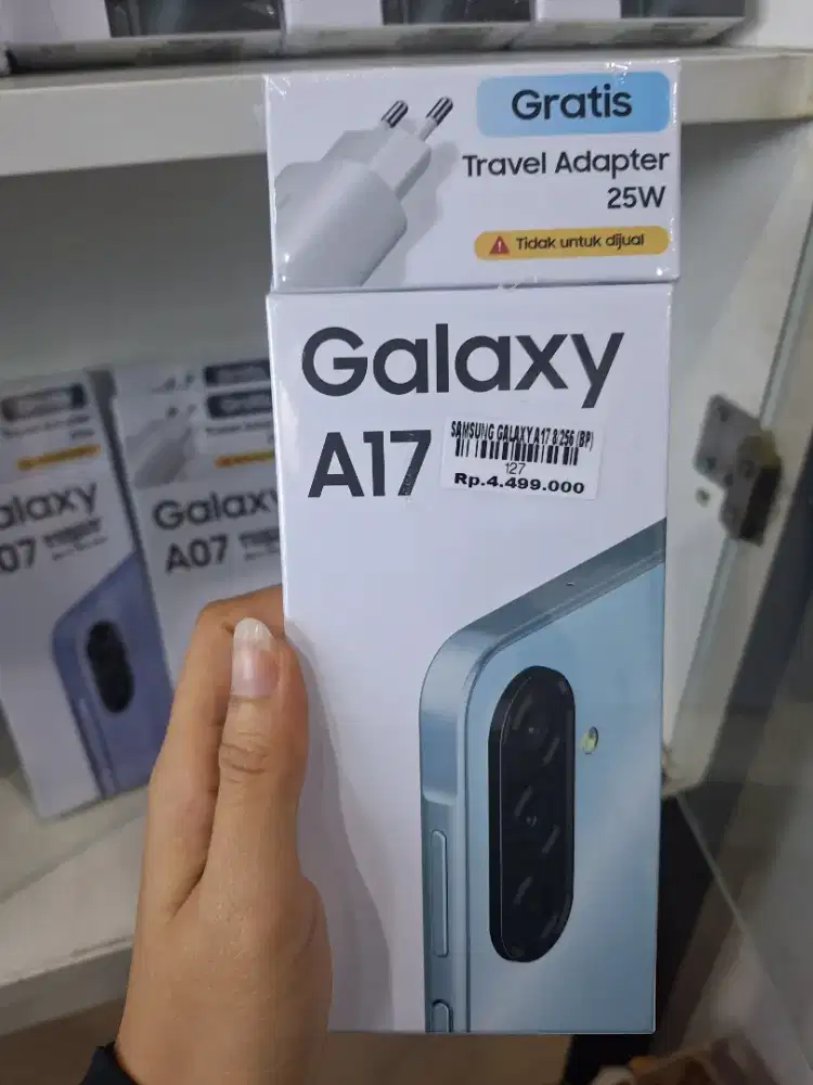 New Samsung Galaxy A17 8/256