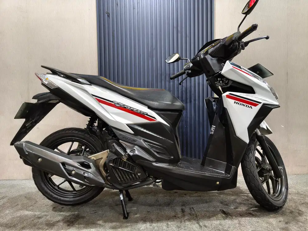 Vario 125 CBS 2017 istimewa mulus terawat siap pakai...