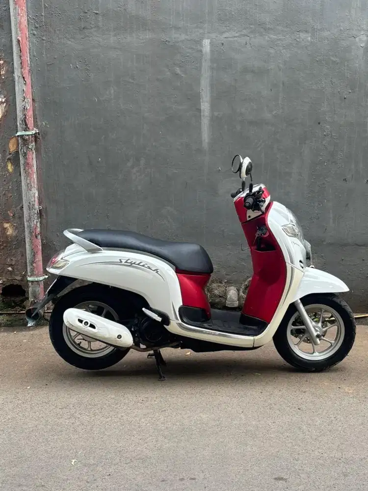 Honda Scoopy EsP 2019 Stylish White