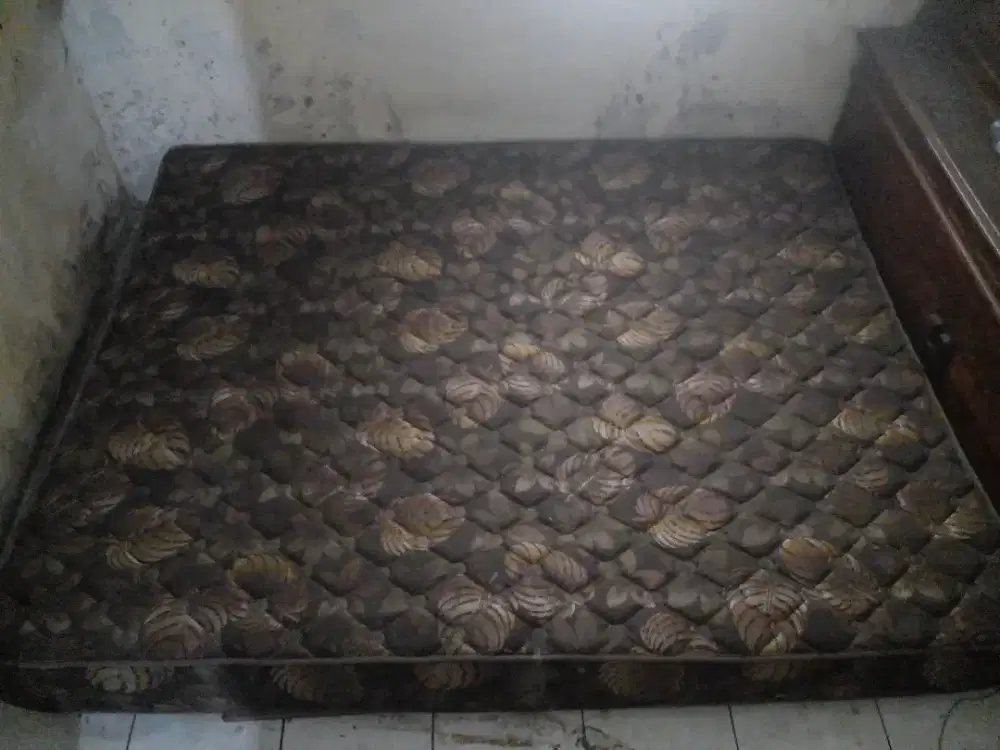 Kasur springbed