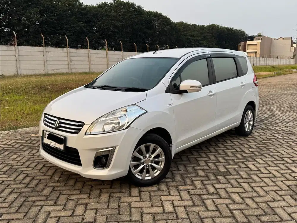 Suzuki Ertiga GL 2015 matic record Cash tangan pertama