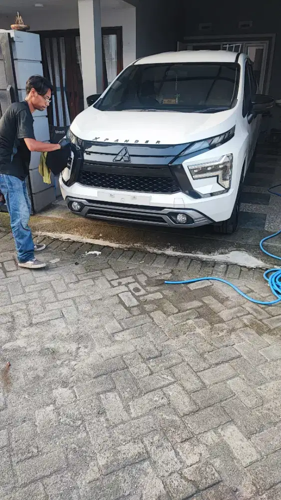 Mitsubishi Expander Ultimate 1.5 AT