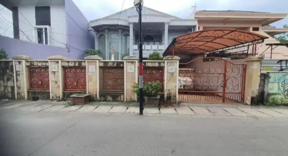 Jual Cepat Rumah Besar Cantik  Utan Kayu Jakarta Timur