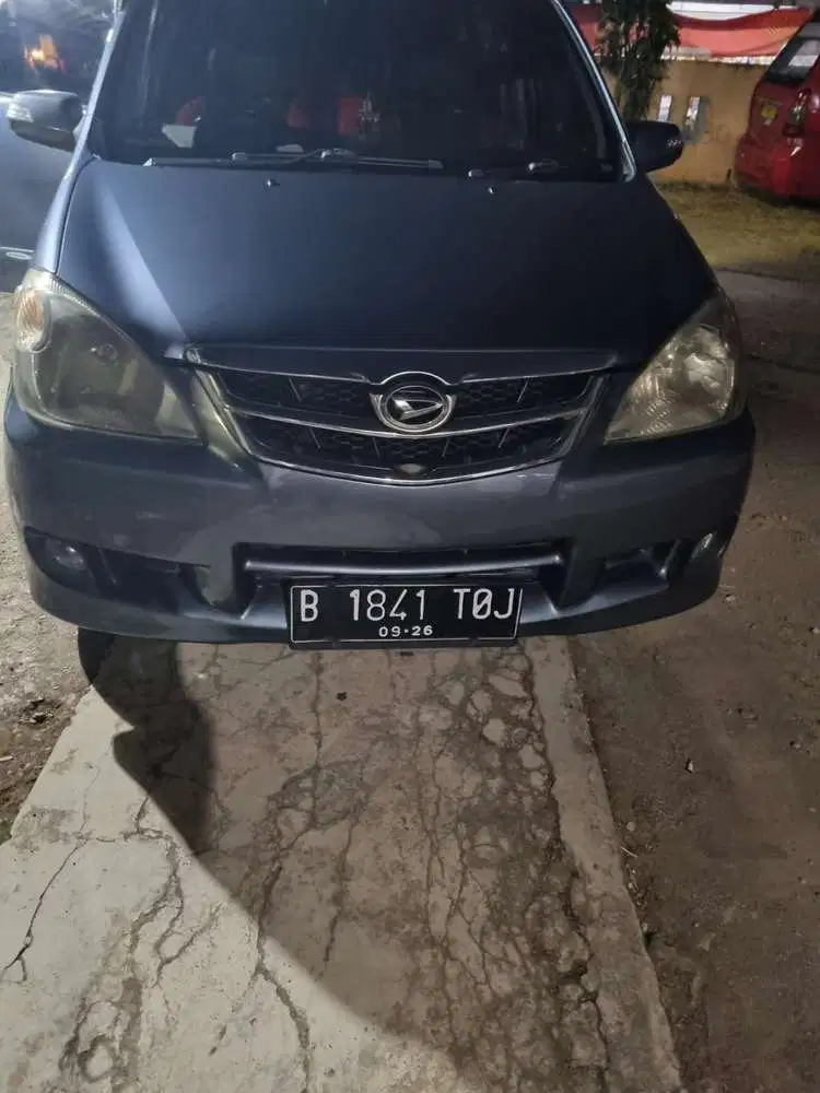 Daihatsu Xenia 2011 Bensin
