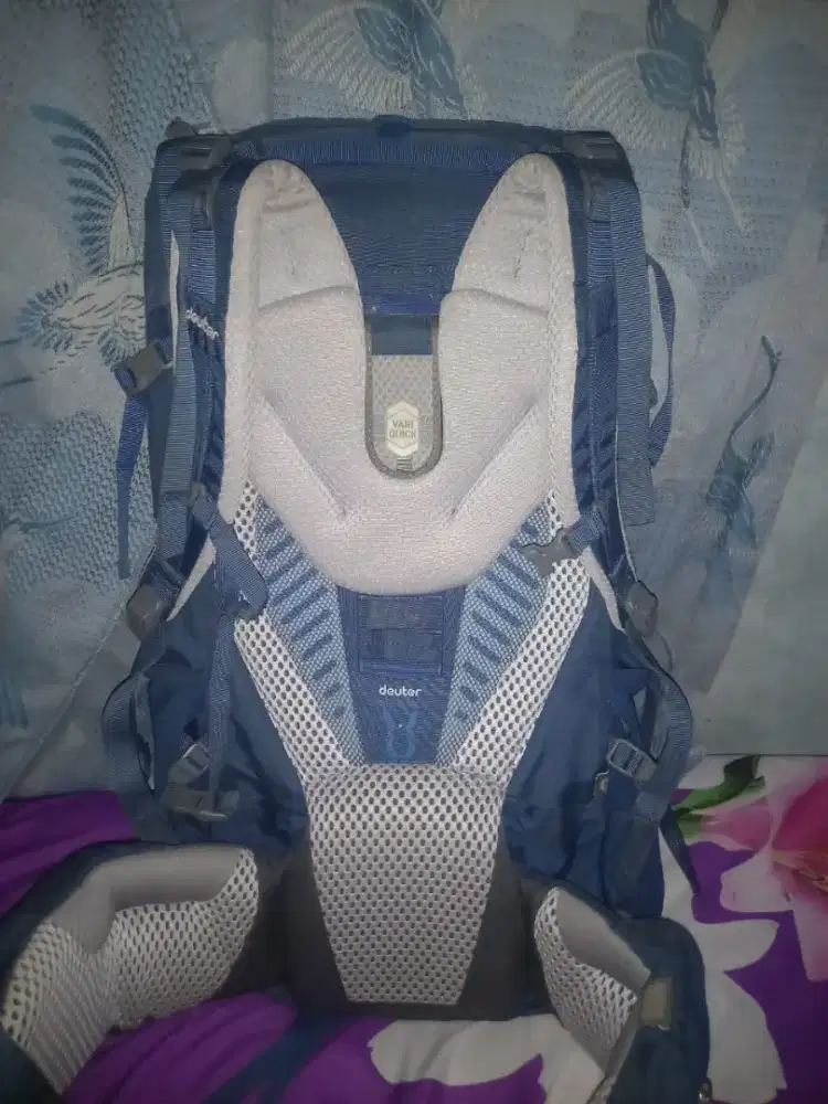 Tas gunung. Carrier deuter