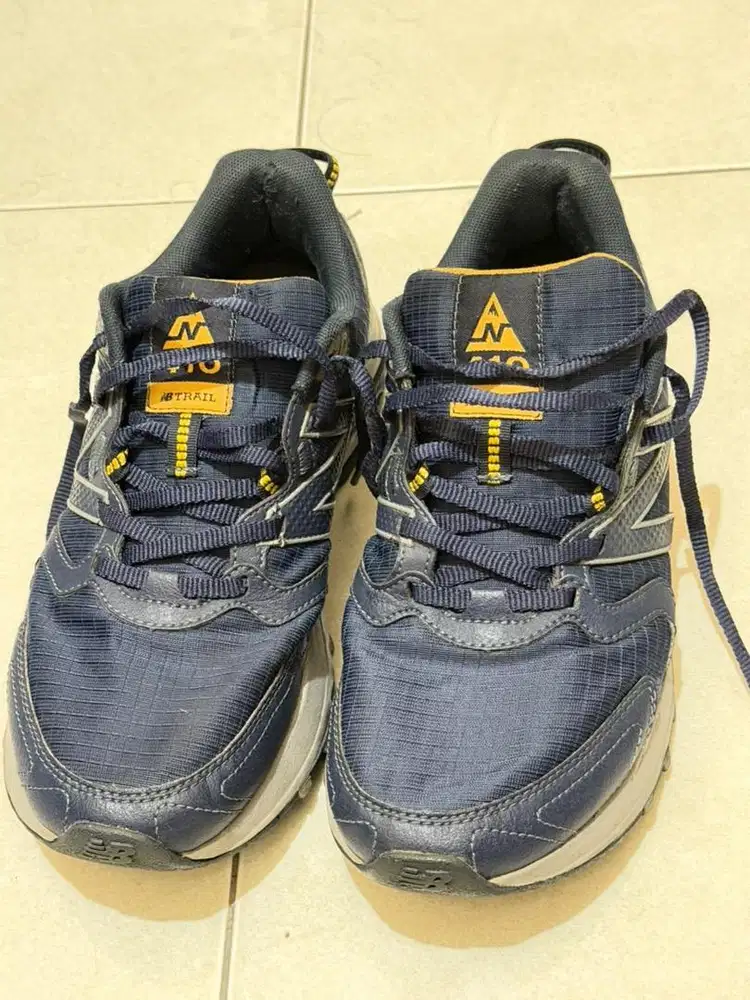 Jual Sepatu New Balance 410 V7 BEKAS