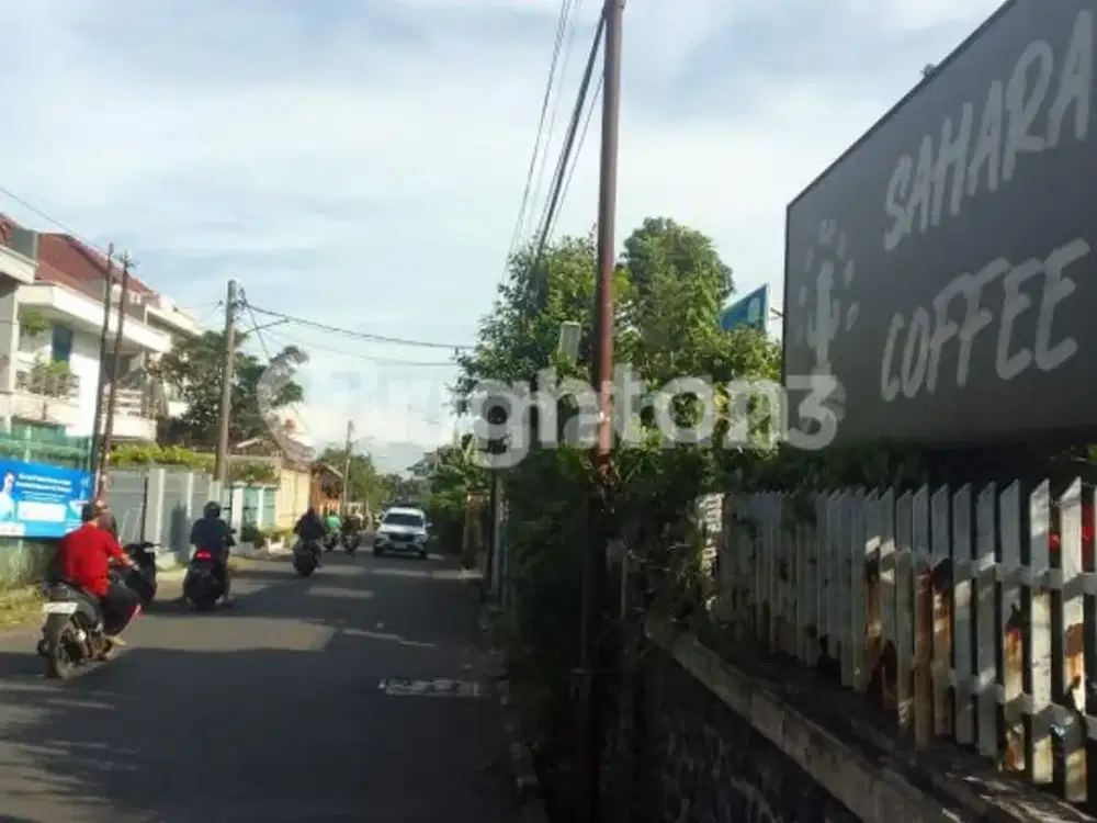 Dijual rumah kuno di Ciwaringin Kota Bogor
