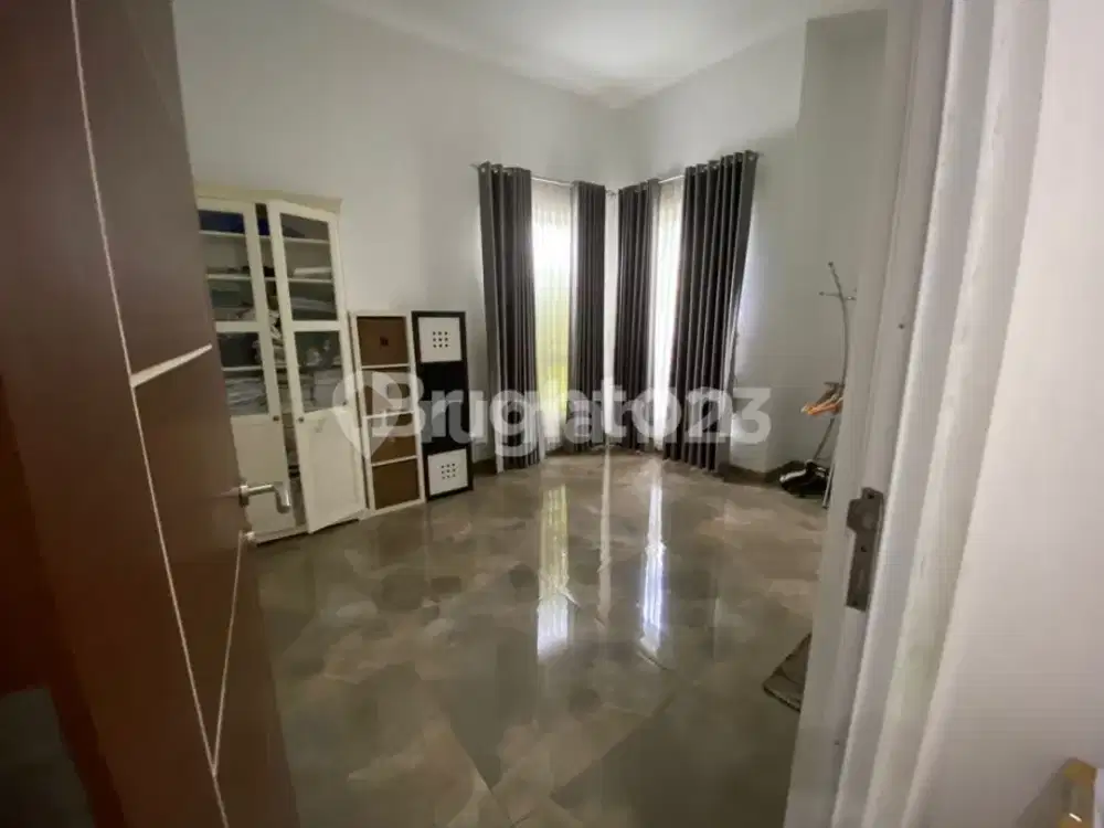 Di jual Rumah Cantik 2 lantai  di Taman Yasmin Kota Bogor.