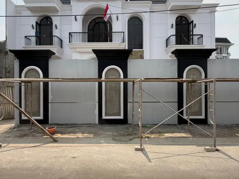 FOR SALE RUMAH BARU MEWAH AMERICAN CLASSIC DI JATIPADANG JAKARTA SELATAN