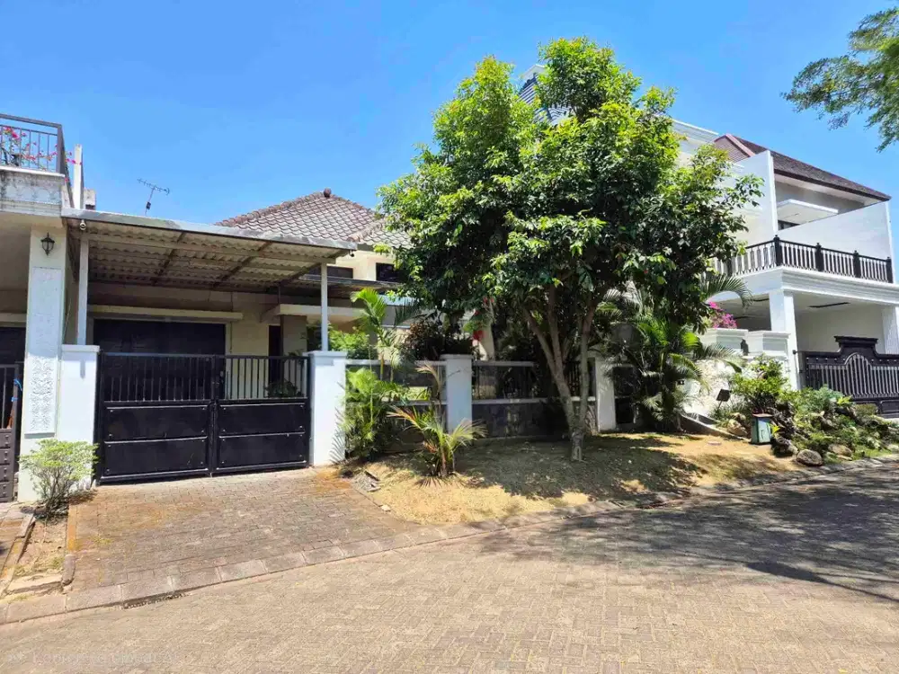 Rumah Bagus Siap Huni Kawasan Elite Araya Nieuw Indie Luas 216
