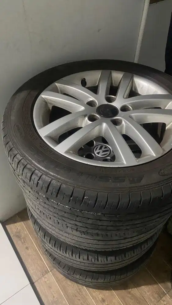 velg original vw golf r16
