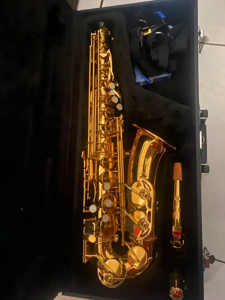 Saxophone kondisi spt baru