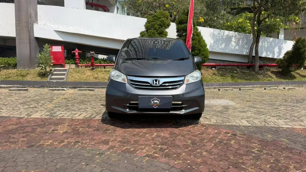 DP 25 jt, FREED SD MATIC 2012, LOW KM, TOP CONDITION