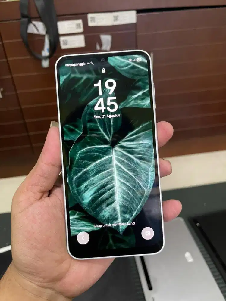 samsung A16 8/128 gb