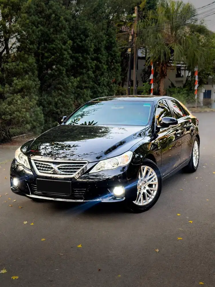 Toyota Mark X 2012