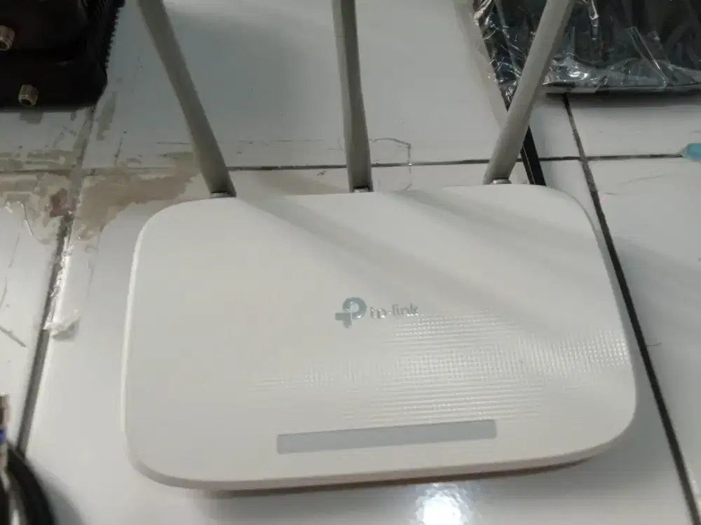 TP-link 300Mbps TL845N werless N Router