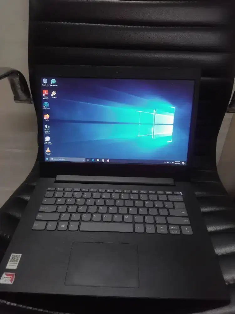 LAPTOP LENOVO IDEAPAD AMD A9 DUAL VGA RADEON SSD 128GB WIN 10, TERBARU