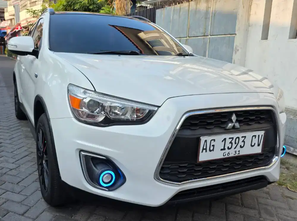 Jual Outlander PX 2014 (A/T) Low Km Record S.Pakai