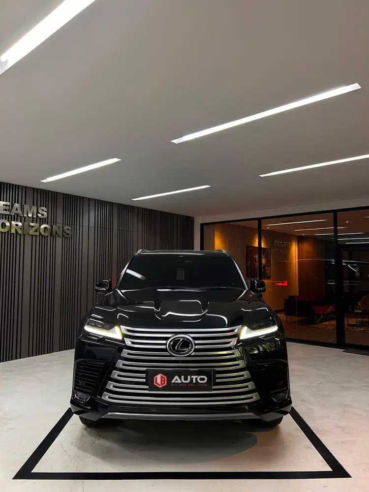Lexus LX700h hybrid 7 Seater 2026
