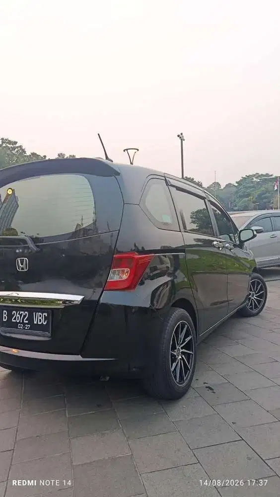 Honda Freed 2012 Bensin