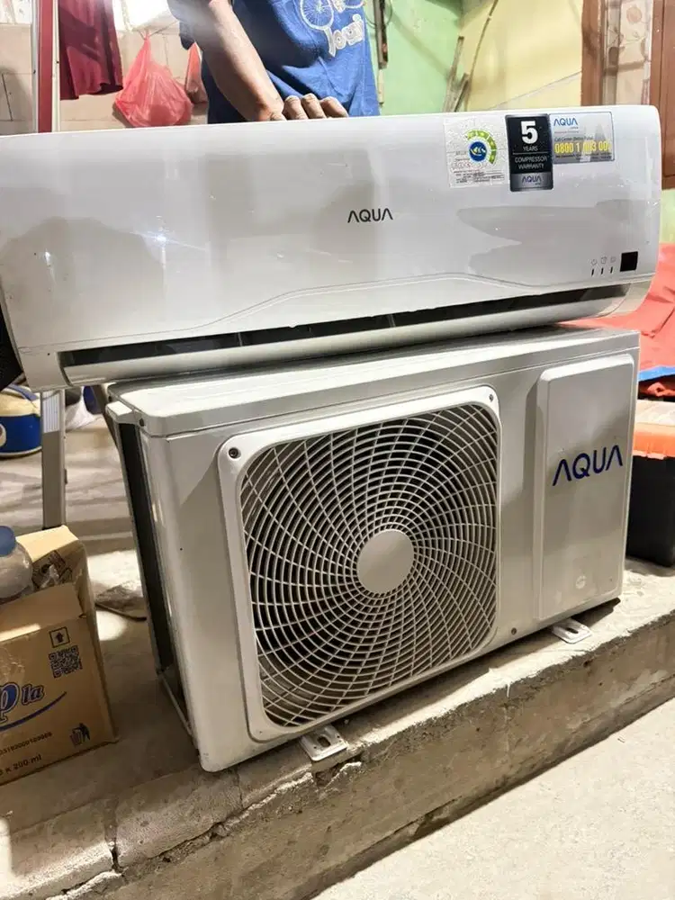 Ac 1pk aqua baru 2 bulan mulus