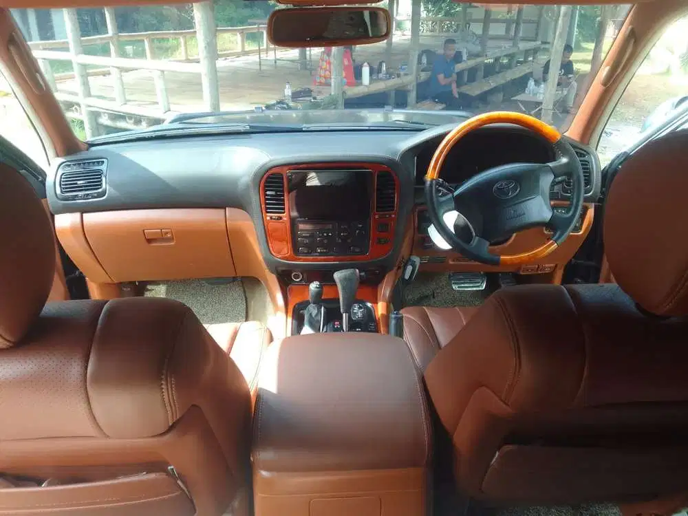 Toyota Land Cruiser 2000 Bensin