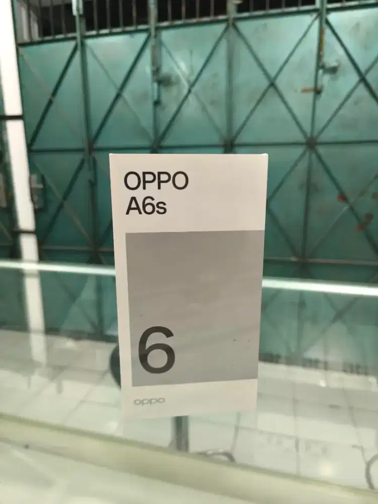Oppo A6s 8/128 Newww